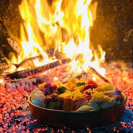 And Pansion M&r Hotel