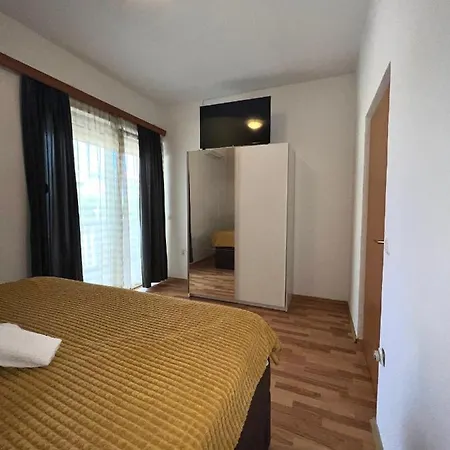 And Pansion M&r Hotel