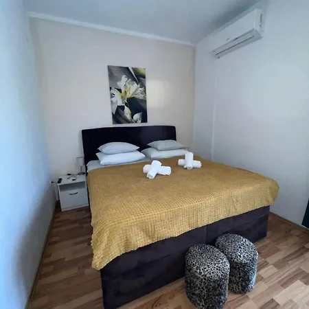 And Pansion M&r Szálloda Turanj