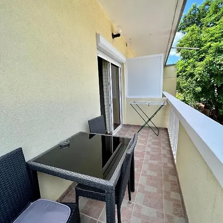 And Pansion M&r Szálloda 2*