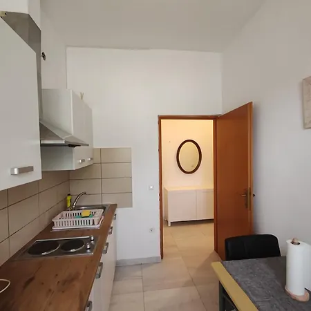 Hotel And Pansion M&r Turanj