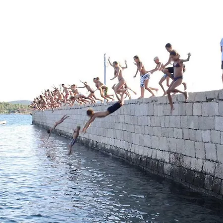 And Pansion M&r Turanj