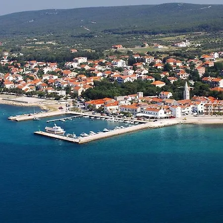 Hotel And Pansion M&r Turanj