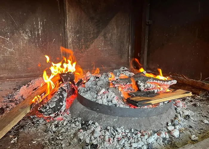 Hotel And Pansion M&r 2*