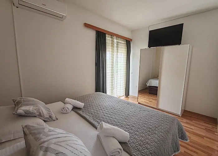 And Pansion M&r Turanj