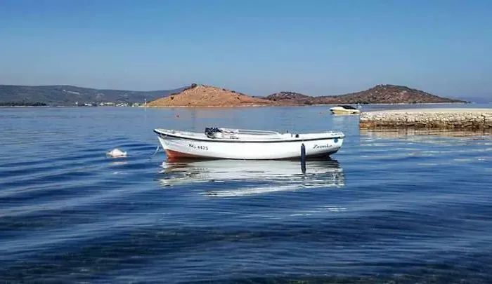 And Pansion M&r Hotel 2*