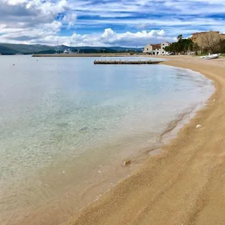 And Pansion M&r فندق