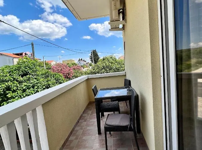 And Pansion M&r Hotel 2*