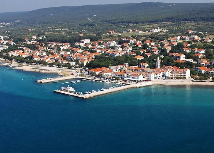 Hotel And Pansion M&r Turanj